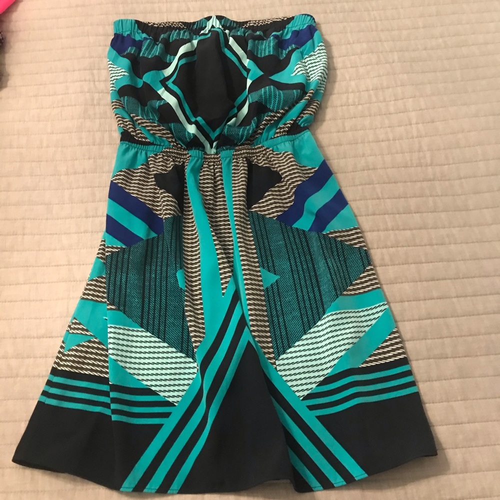 Strapless express dress